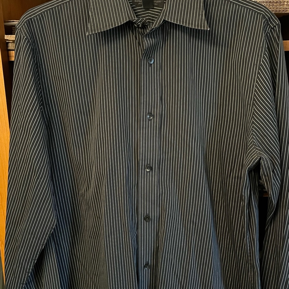 EXPRESS DESIGN STUDIO Mens Striped Dress Shirt Size L Button Front Long Sleeve